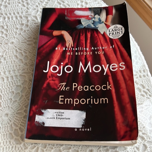 Books - Paperbacks - Picture 7 of 9